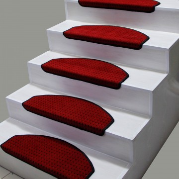 Kırmızı Renk Oval Model Bukle Halıdan Demonte Basamak Paspasi